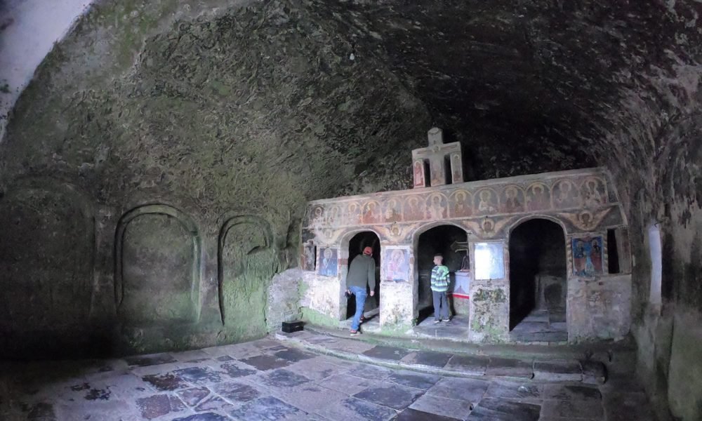 Mânăstirea Corbii de Piatră 2024